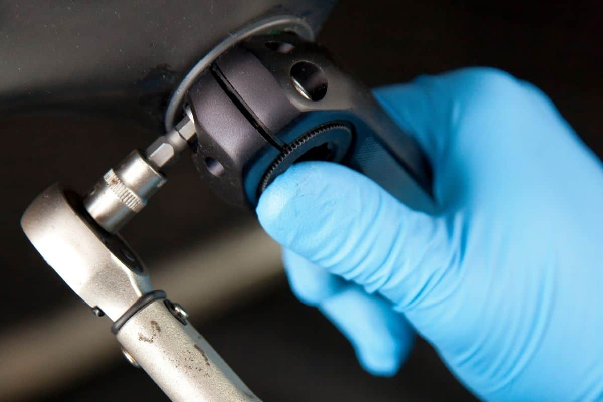 Process of a torque wrenching