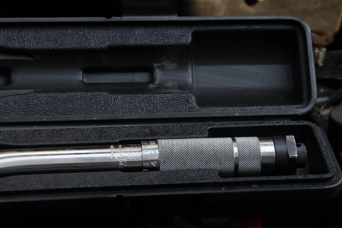 Torque wrench in a box