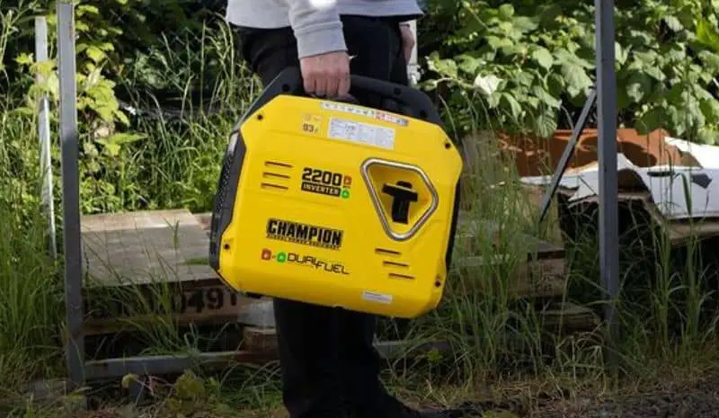 Person with yellow generator in the hands